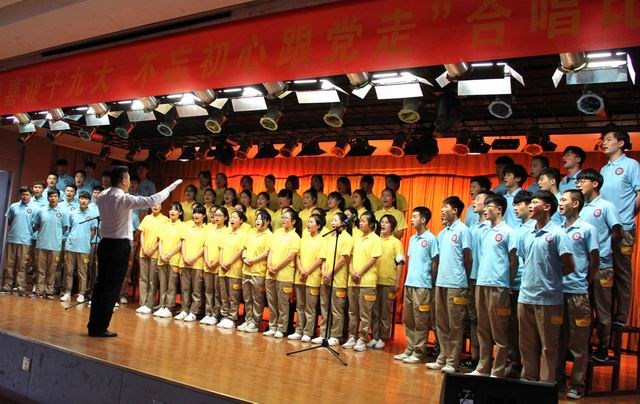 調(diào)整大小 4、二等獎：16綜合技師班代表隊.jpg